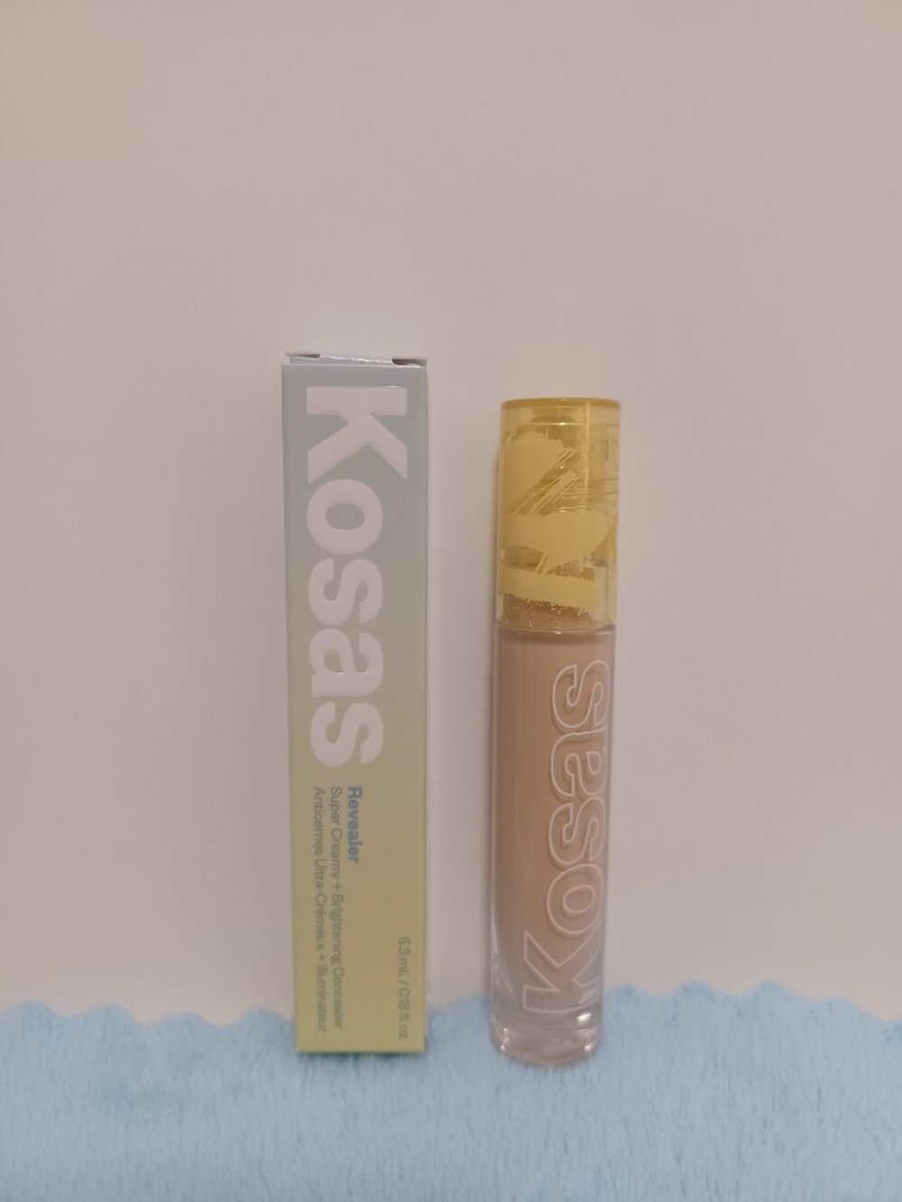 KOSAS REVEALER CONCEALER LIGHT WITH COOL PINK UNDERTONES